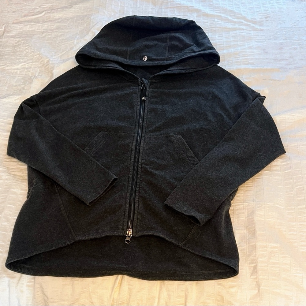 #2 LULULEMON  athletica Charcoal jacket